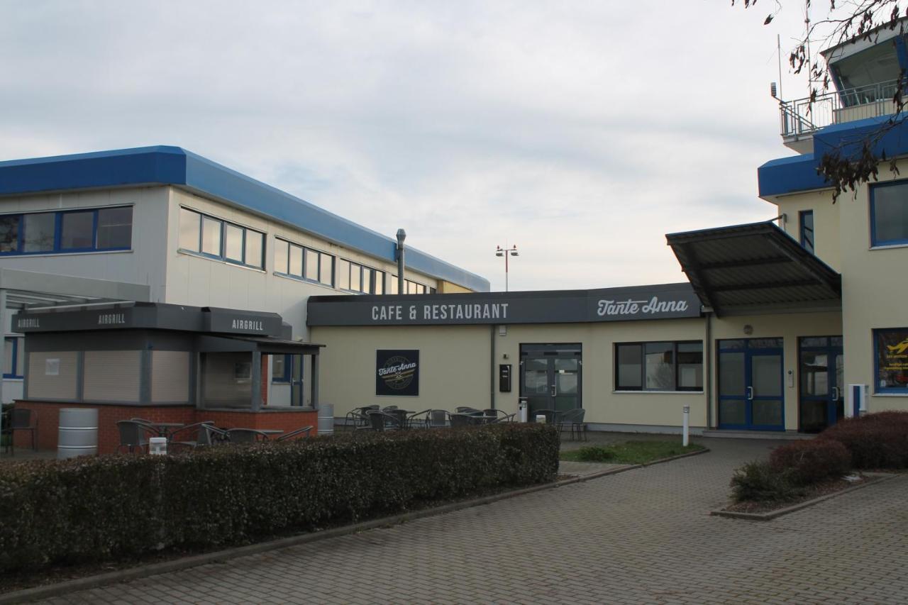Pension Take Off Gera Extérieur photo